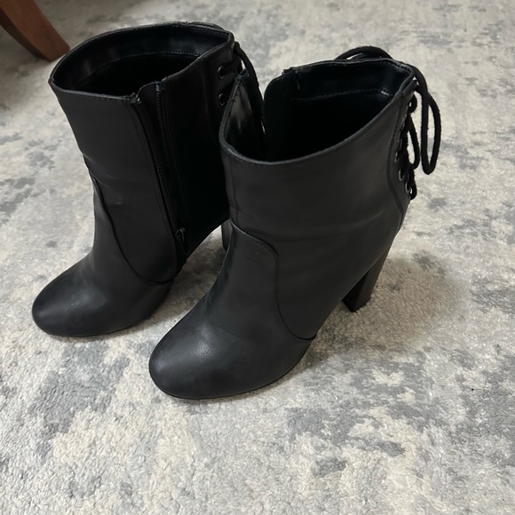 Heeled Boot - Picture 4 of 5